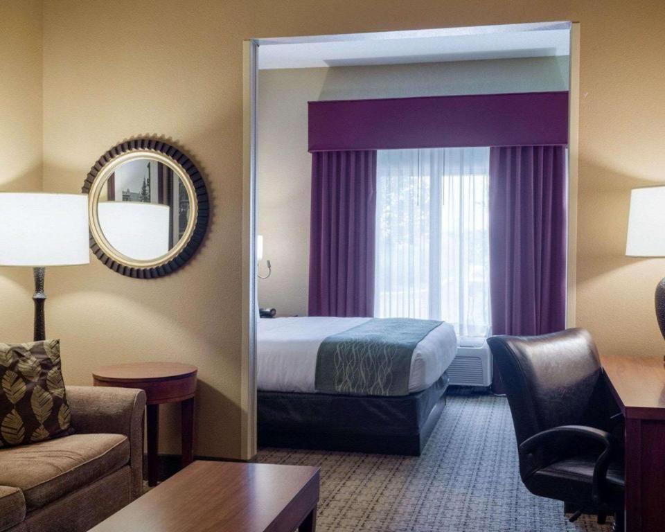 Comfort Suites Старквілл Екстер'єр фото