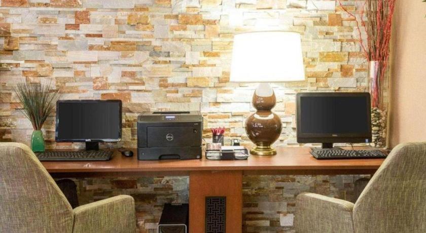 Comfort Suites Старквілл Екстер'єр фото