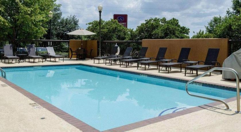 Comfort Suites Старквілл Екстер'єр фото