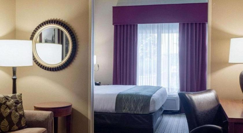 Comfort Suites Старквілл Екстер'єр фото